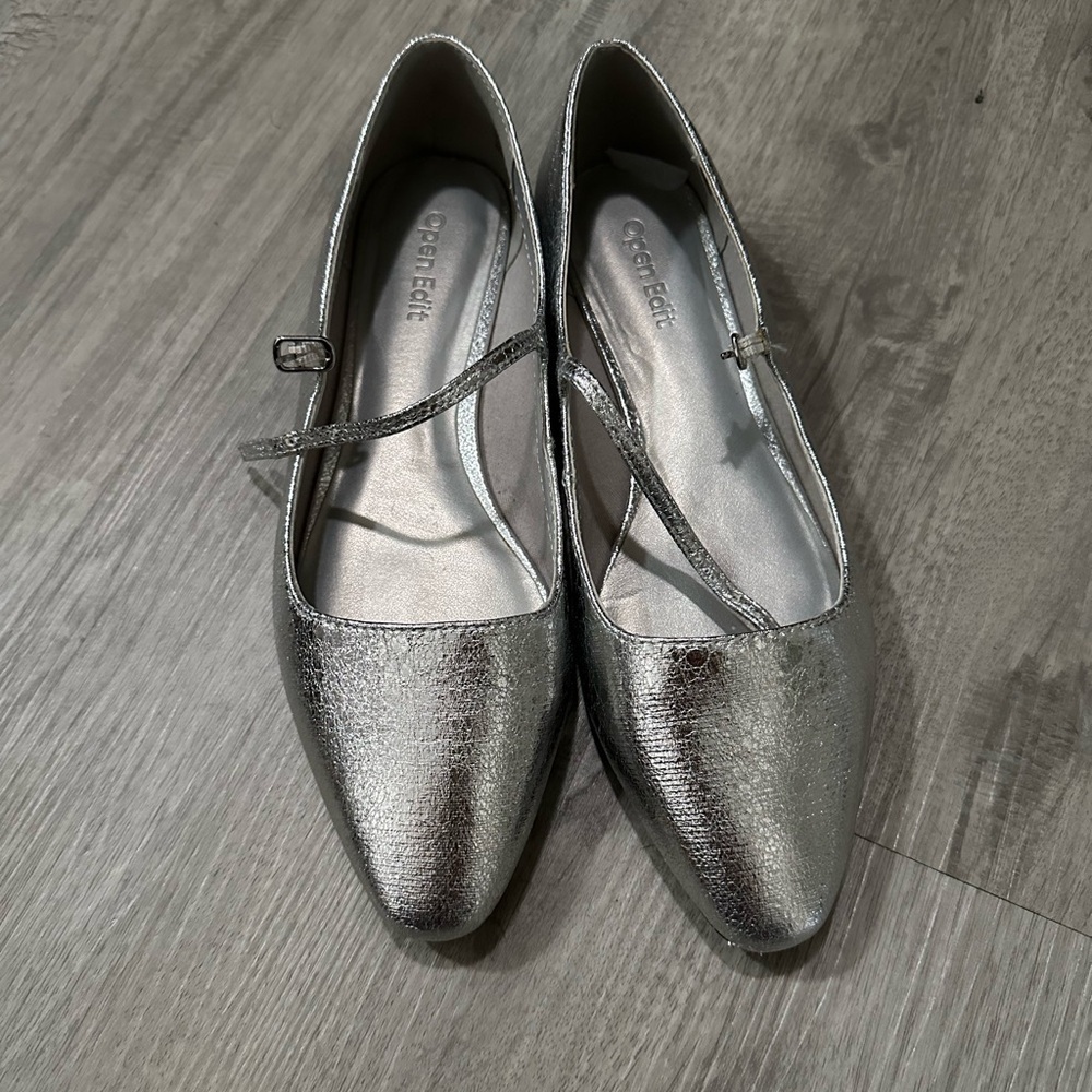 Open Edit  Silver Flats with Strap Sz 6.5